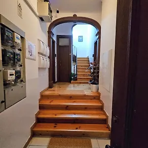 Queiros, 6 Apartment